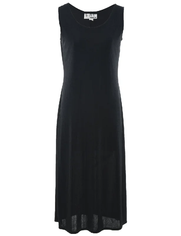 Black Maxi Dress - M Chic Button-Up Maxi Dress