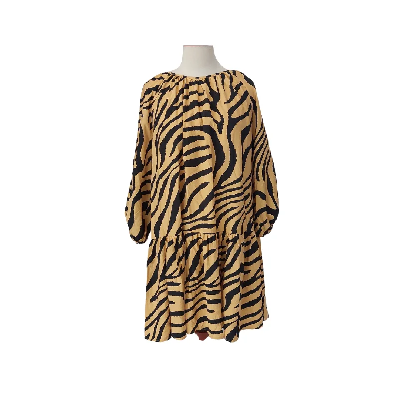 H&M Yellow And Black Printed Midi Dress | Brand New | Cozy Spaghetti Strap Midi Dress H&M Yellow And Black Printed Midi Dress | Brand New | Cozy Spaghetti Strap Midi Dress