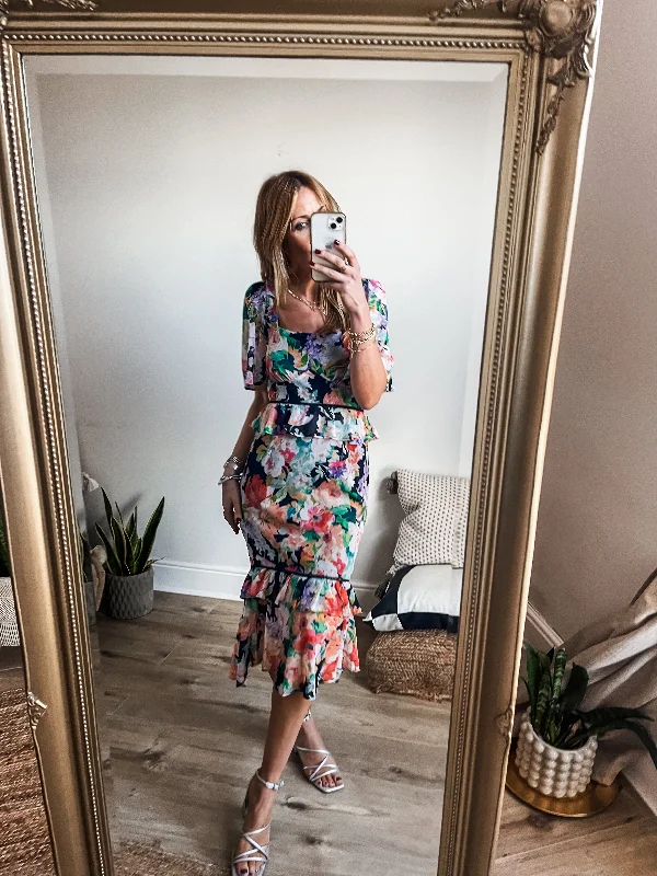 Hope & Ivy Effie Square Neck Peplum Waist Midi Dress PREMIUM BRAND Cozy Midi Dress with Pockets