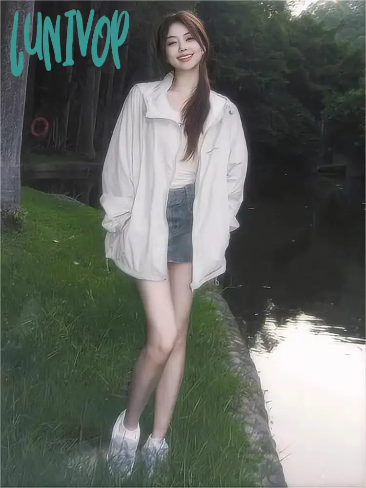 Lunivop Harajuku Windbreakers Jacket Women Oversize Zipper Hooded Summer Track Jackets Outdoor Sunscreen Coat Korean Fashion Stand-Up Collar Roll-Neck Collar Turtle Neck