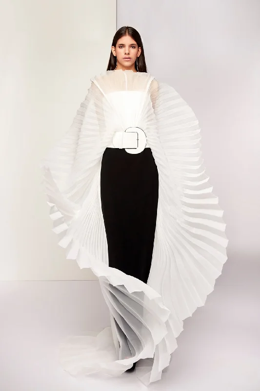 Long pleated top with column silhouette skirt