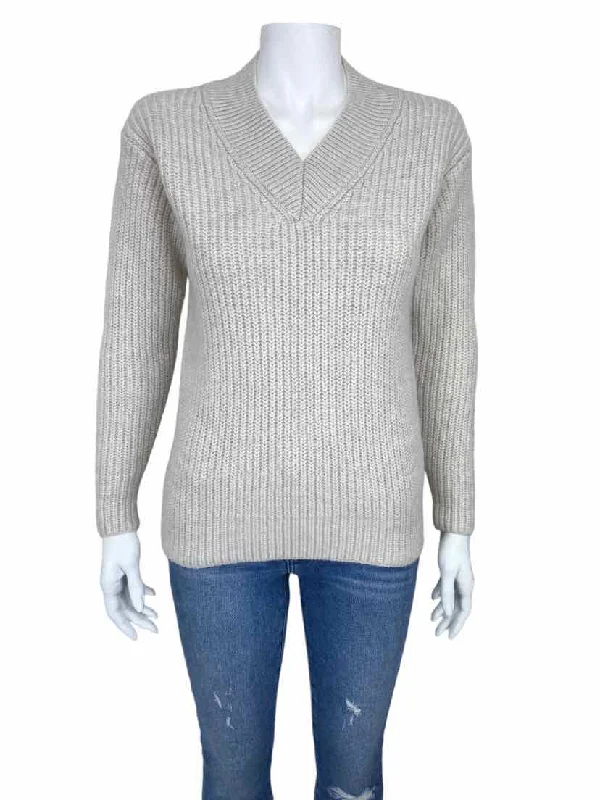 Aritzia Wilfred Women's Merino Wool V-neck Sweater Natural Size 2XS (XXS) Embroidered Appliqued Beaded