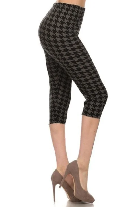 Black & Grey Houndstooth Print Capri Leggings Cozy Reflective Detail Leggings