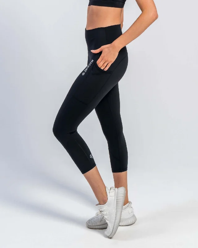 Core Cropped Leggings (Black) Trendy Side-Pocket Leggings
