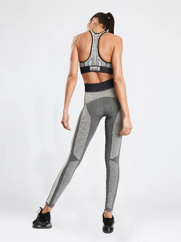 True Purpose Bra & Legging Set Comfortable Capri-Length Leggings