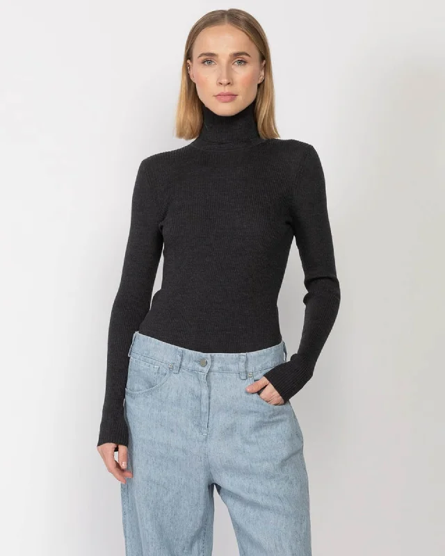Knit Turtleneck Sweater Elegant Classic Vintage