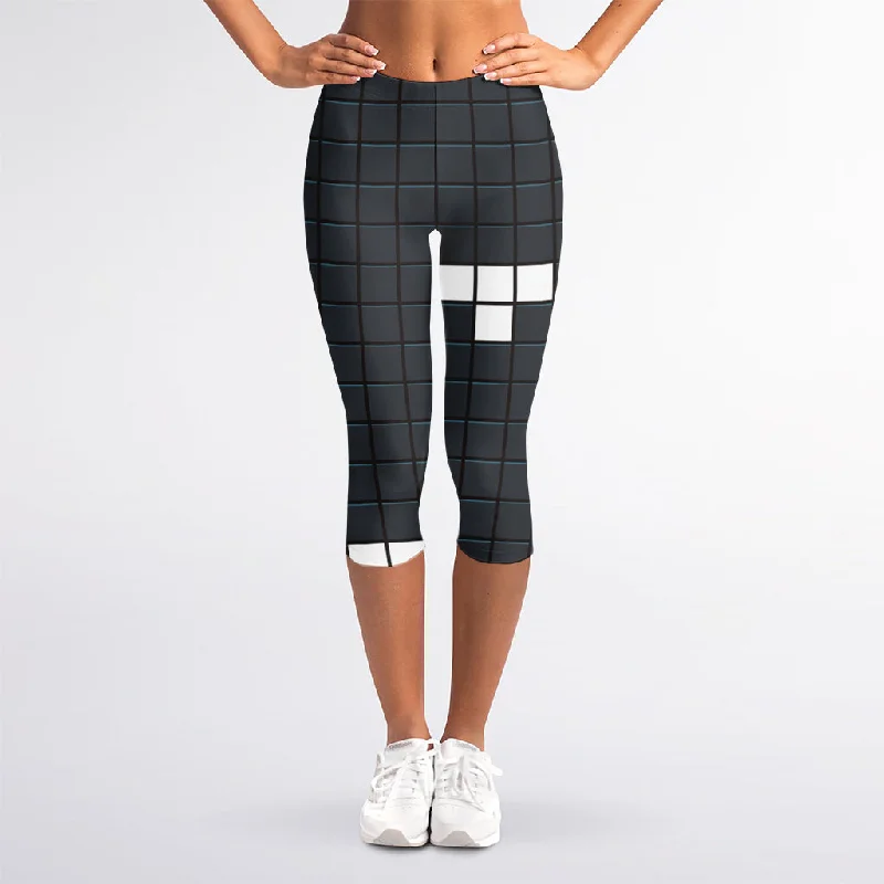 White Brick Puzzle Video Game Print Women's Capri Leggings