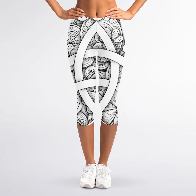 White Celtic Trinity Knot Symbol Print Women's Capri Leggings