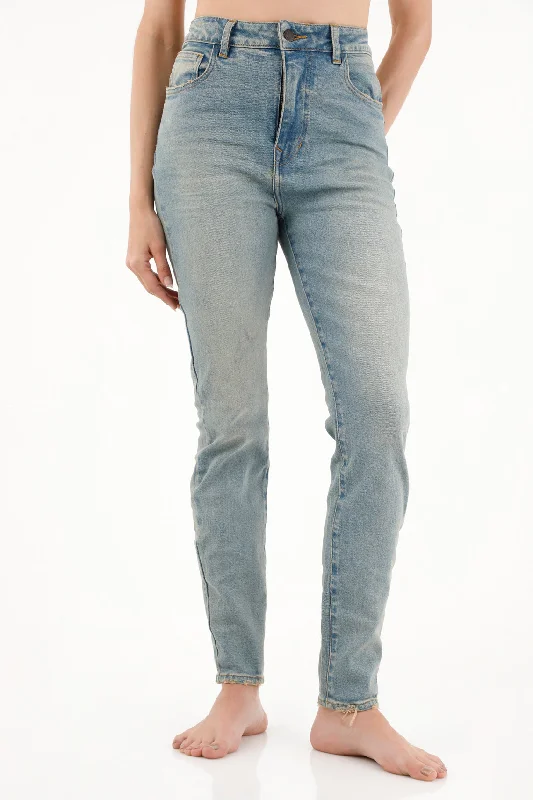 Women's Mid-Rise Super Slim Blue Jeans Trendy Cut-Off Denim Shorts