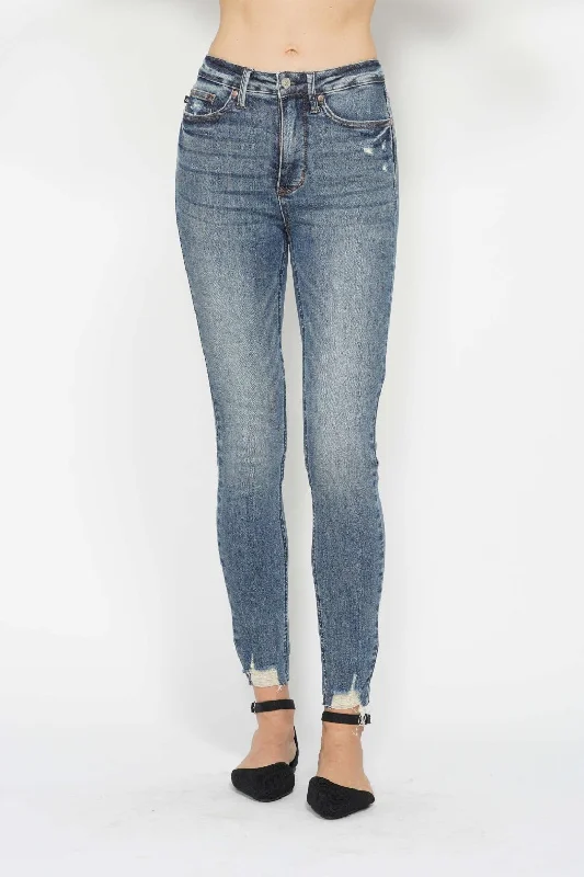 Judy Blue Full Size Tummy Control Vintage Wash Hem Destroy Skinny Jeans Chic Ripped Jeans Judy Blue Full Size Tummy Control Vintage Wash Hem Destroy Skinny Jeans Chic Ripped Jeans