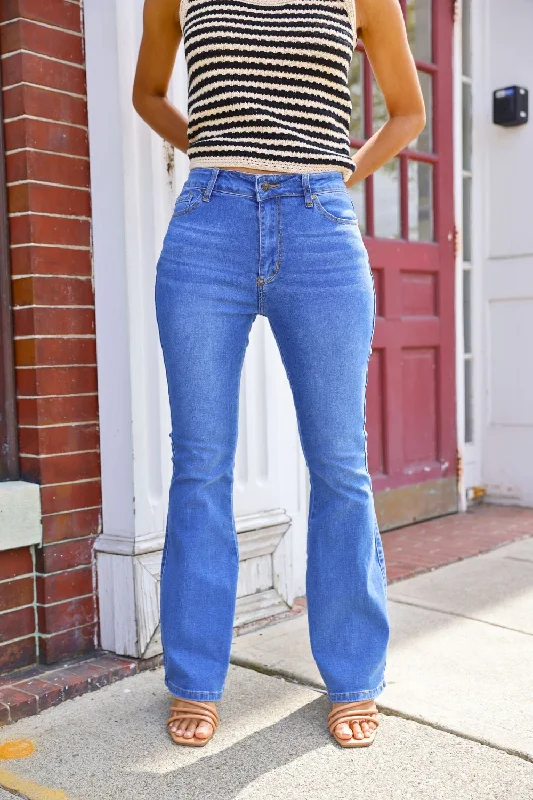 Petite Mid Rise Bootcut Jeans (Medium Blue)