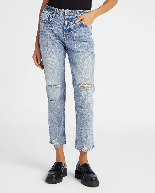 Distressed Frankie Slim Straight Jeans